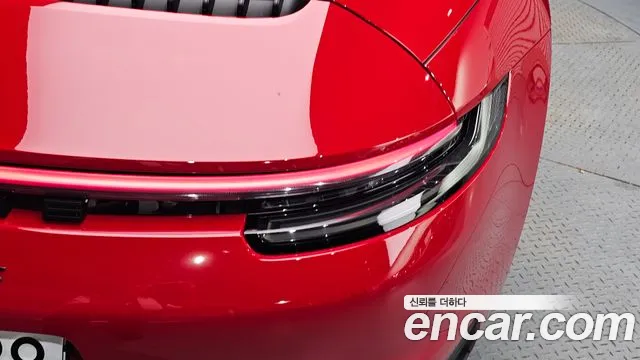 Porsche 911 992 — Фото автомобиля 23