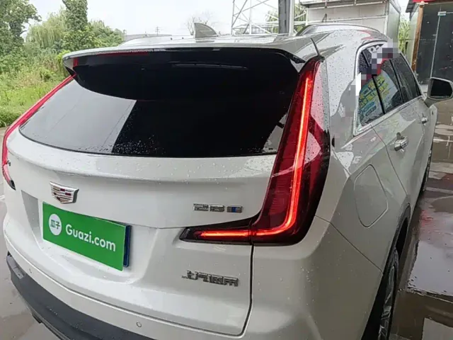 Cadillac XT4 — Фото автомобиля 7