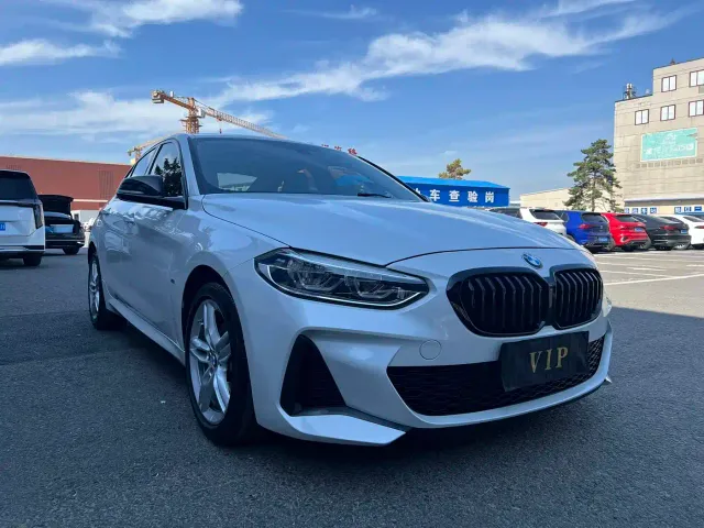 BMW 1 Series — Фото автомобиля 2