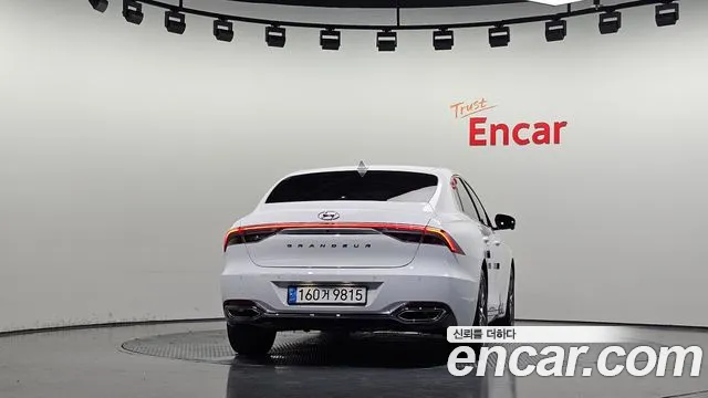Hyundai Grandeur Новый Grandeur IG — Фото автомобиля 3