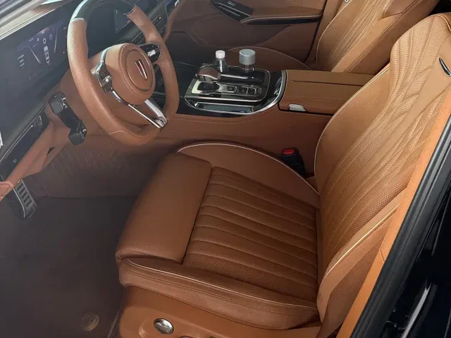 Hongqi H9 — Фото автомобиля 9