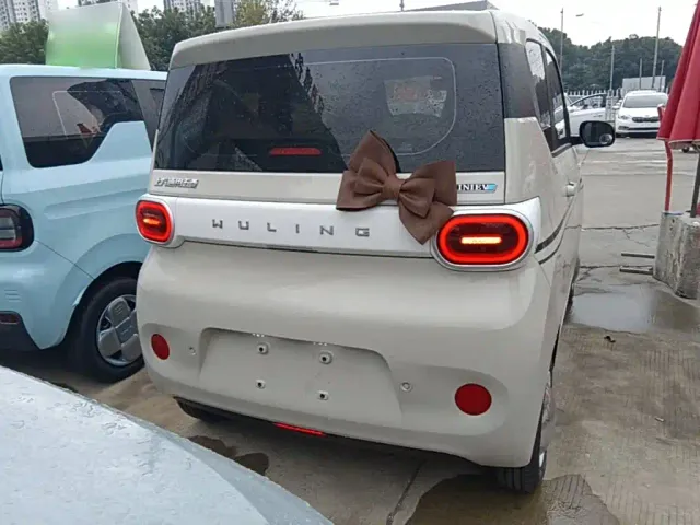 Wuling Hongguang Mini EV — Фото автомобиля 5