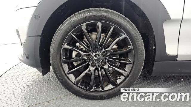 MINI Clubman — Фото автомобиля 5
