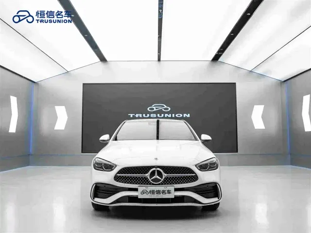 Mercedes-Benz C-Class — Фото автомобиля 2