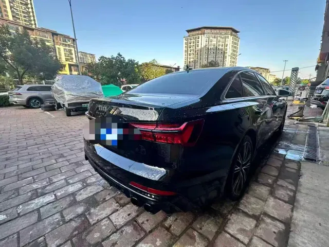 Audi A6L — Фото автомобиля 2