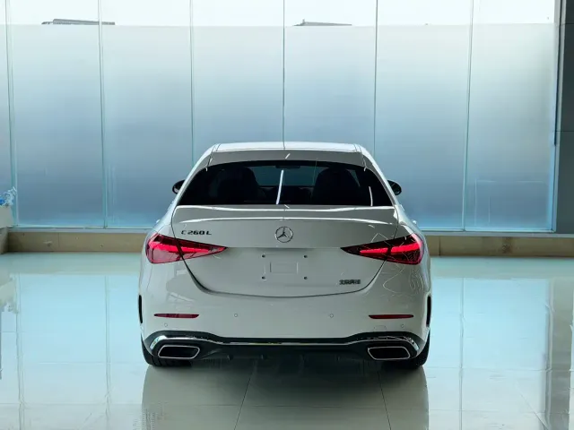 Mercedes-Benz C-Class — Фото автомобиля 16