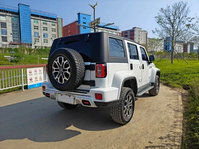 BAIC BJ40 — Фото автомобиля 9