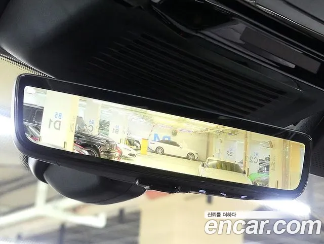 Land Rover Range Rover Sport — Фото автомобиля 12