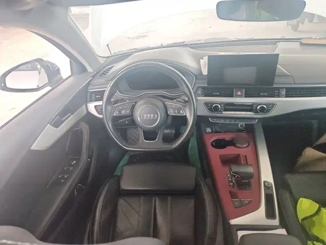 Audi A4L — Фото автомобиля 6
