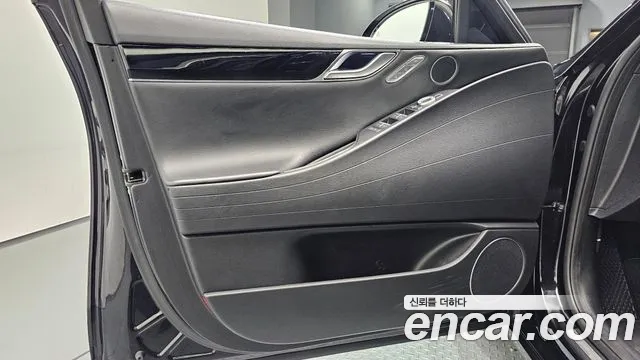 Genesis G80 Бензин 2.5 турбо AWD — Фото автомобиля 24