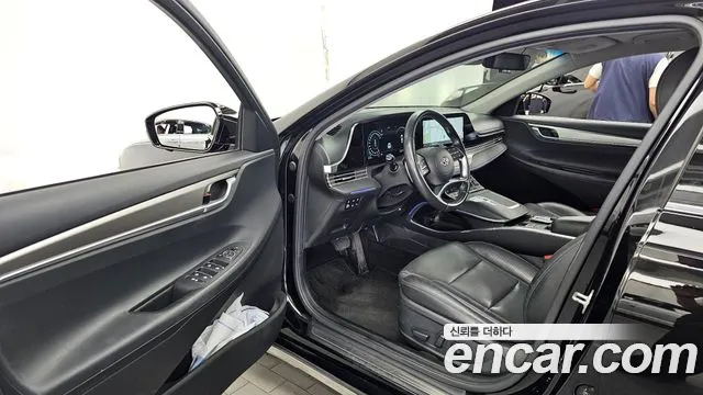 Hyundai Grandeur Grandeur (New) Hybrid — Фото автомобиля 10
