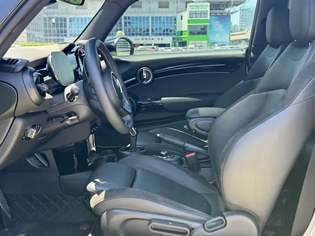 MINI Hatch — Фото автомобиля 6