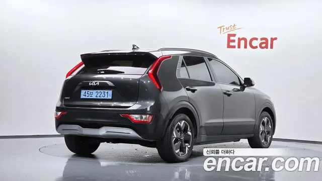 Kia Niro New — Фото автомобиля 2