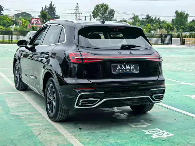 Hongqi HS5 — Фото автомобиля 22
