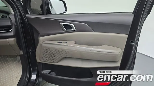 Kia Carnival 4th Gen — Фото автомобиля 14
