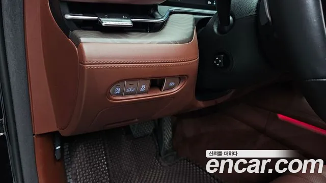 Genesis G90 — Фото автомобиля 17