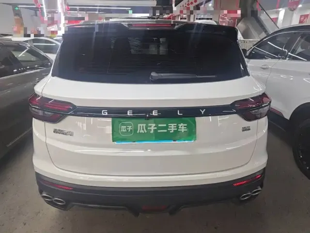 Geely Binyue 2021 1.4T DCT Diamond Edition — Фото автомобиля 3