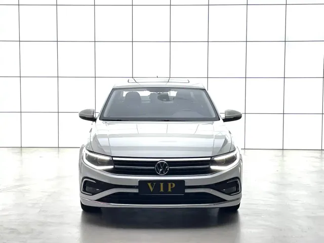 Volkswagen Bora — Фото автомобиля 2