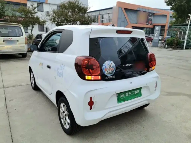 Roewe Clever — Фото автомобиля 4