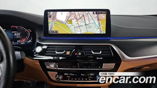 BMW 5 Series G30 — Фото автомобиля 13