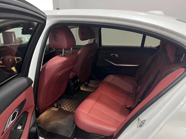 BMW 3 Series — Фото автомобиля 3