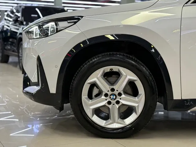 BMW X1 — Фото автомобиля 6