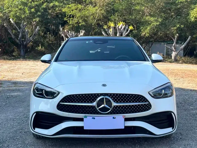 Mercedes-Benz C-Class — Фото автомобиля 2