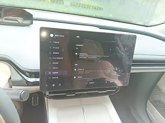 GAC Hyptec HT — Фото автомобиля 12