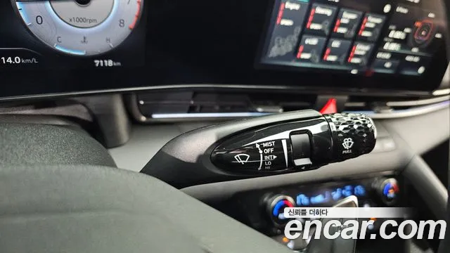 Hyundai Avante CN7 — Фото автомобиля 28