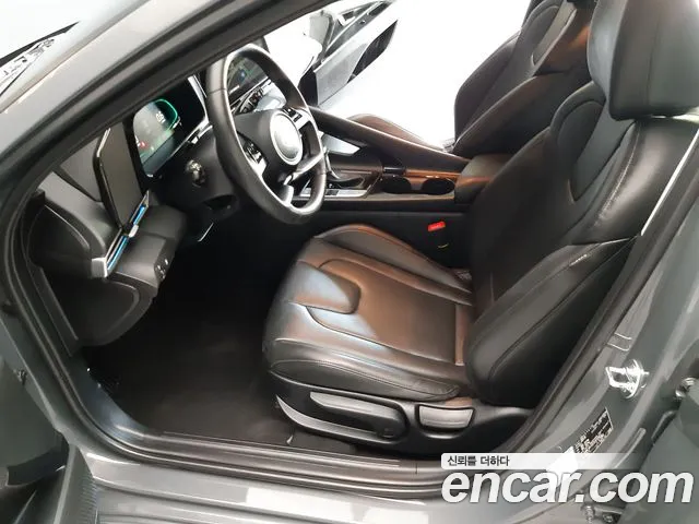 Hyundai AVANTE Новый Avante (CN7) — Фото автомобиля 10