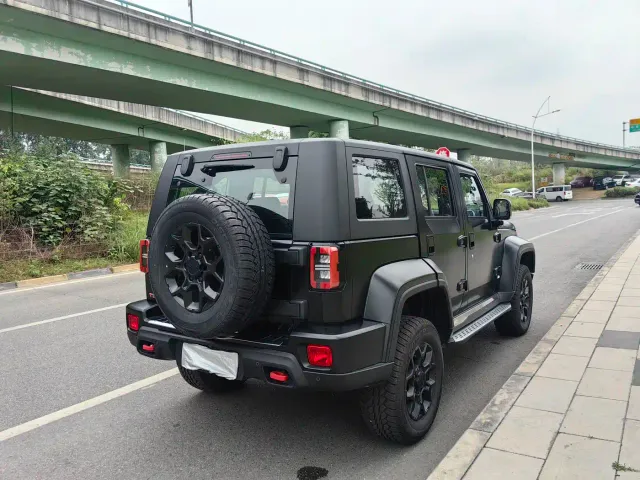 BAIC BJ40 — Фото автомобиля 6