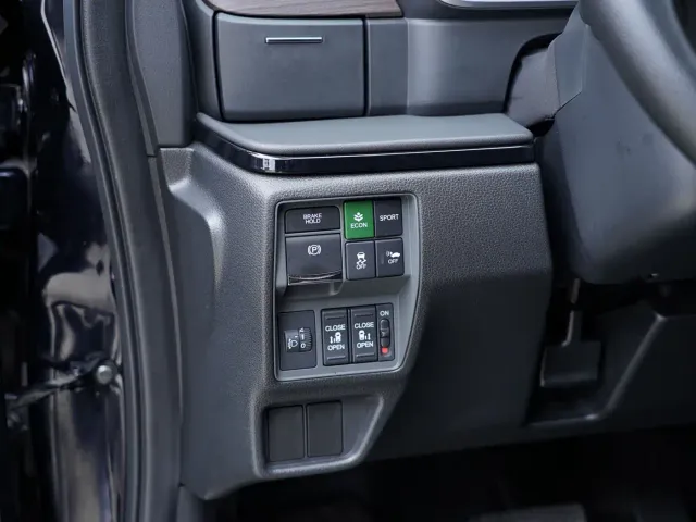 Honda Odyssey — Фото автомобиля 16