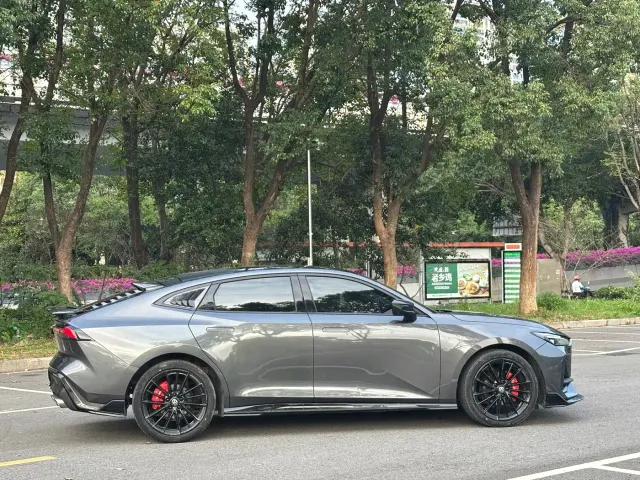 Changan UNI-V — Фото автомобиля 16
