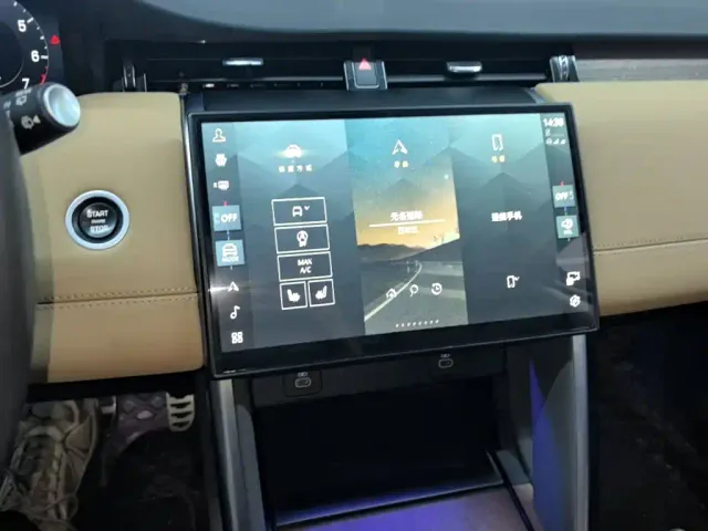 Land Rover Discovery Sport — Фото автомобиля 12