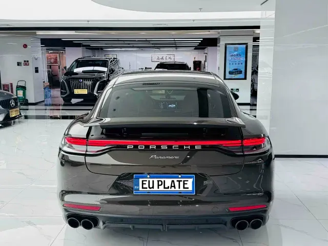 Porsche Panamera — Фото автомобиля 5