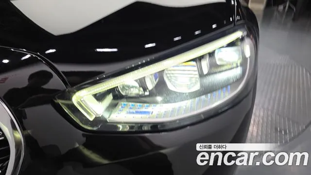 Mercedes-Benz S-Class — Фото автомобиля 20