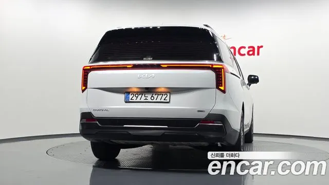 Kia Carnival — Фото автомобиля 4