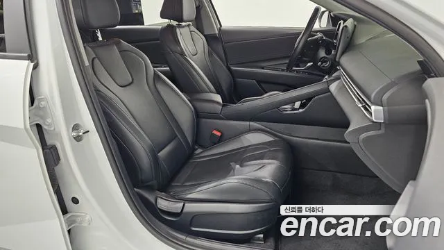 Hyundai AVANTE Avante (CN7) 1.6 LPi (Для проката) — Фото автомобиля 11