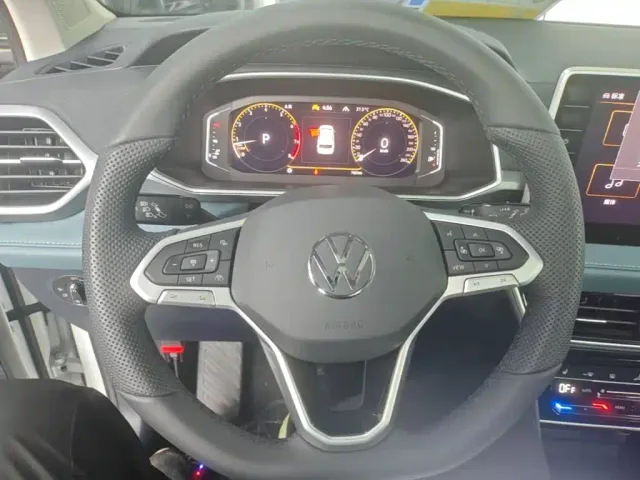 Volkswagen Tharu — Фото автомобиля 10