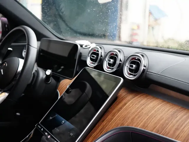 Mercedes-Benz C-Class — Фото автомобиля 13