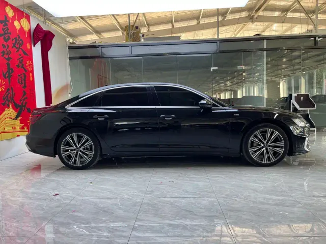 Audi A6L — Фото автомобиля 10