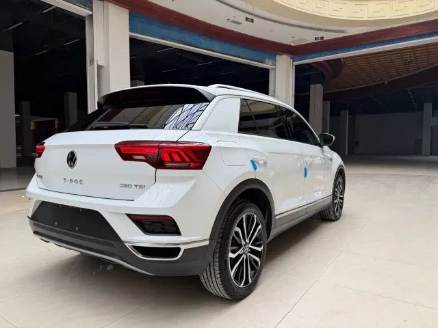 Volkswagen T-Roc — Фото автомобиля 4