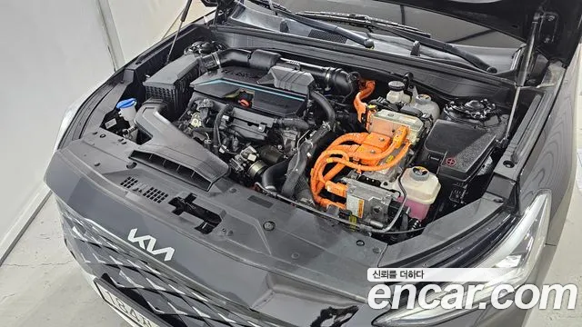 Kia K8 K8 Hybrid — Фото автомобиля 9