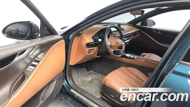 Genesis G80 Бензин 2.5 турбо AWD — Фото автомобиля 6
