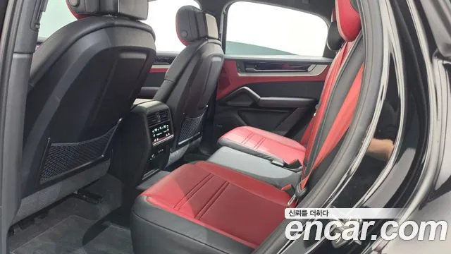 Porsche Cayenne PO536 — Фото автомобиля 27