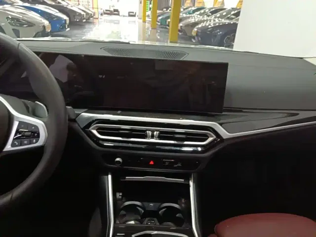 BMW 3 Series — Фото автомобиля 12