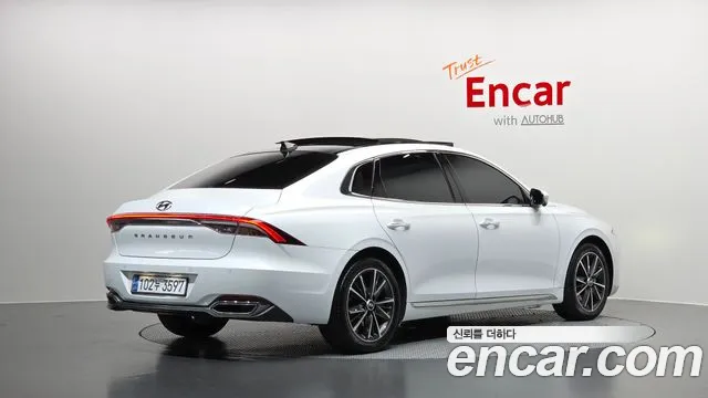 Hyundai Grandeur Grandeur (New) — Фото автомобиля 2