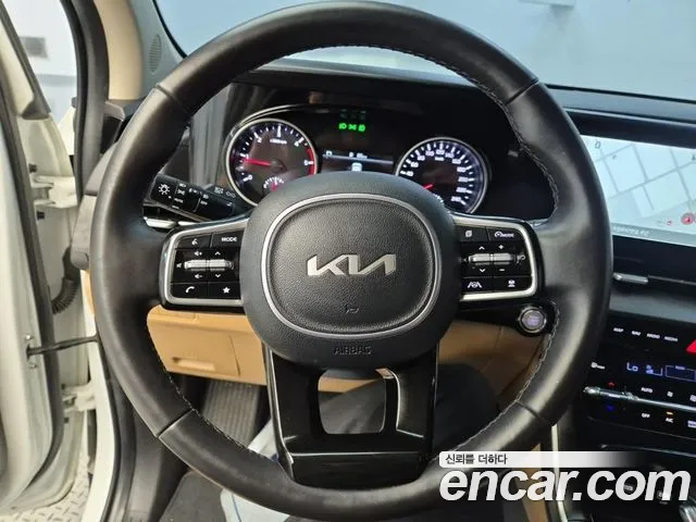 Kia Canival Carnival 4 поколение Дизель 9 мест Prestige — Фото автомобиля 9