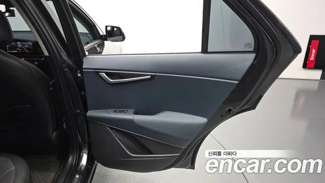 Kia Niro The All New — Фото автомобиля 14