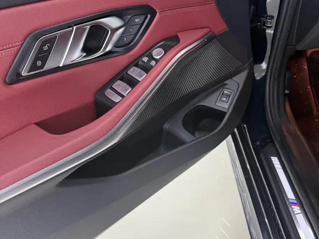 BMW 3 Series — Фото автомобиля 5